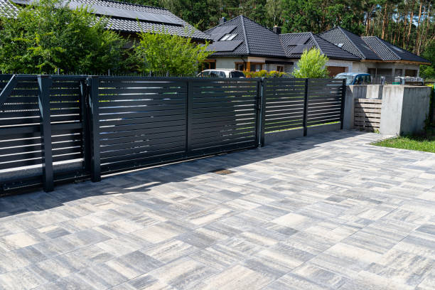 Best Residential Driveway Paver Services  in Sauk Vlage, IL